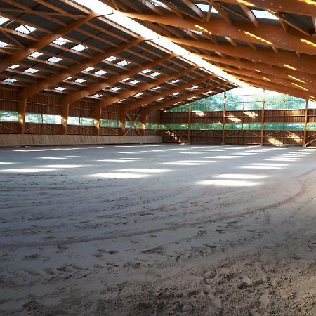 Gite Du Haras De Vales Moult Zewnętrze zdjęcie